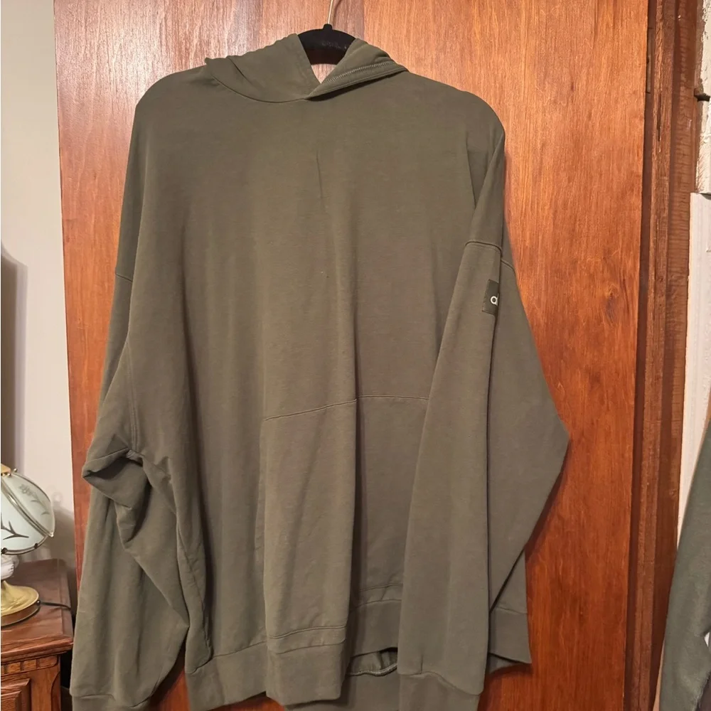 ALO Yoga Women’s Plus Size Double Take Hoodie - Green Olive - Size 2X